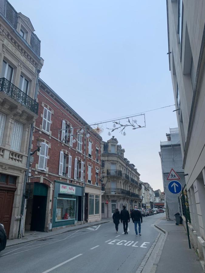 L Oote Appart Epernay Exterior photo